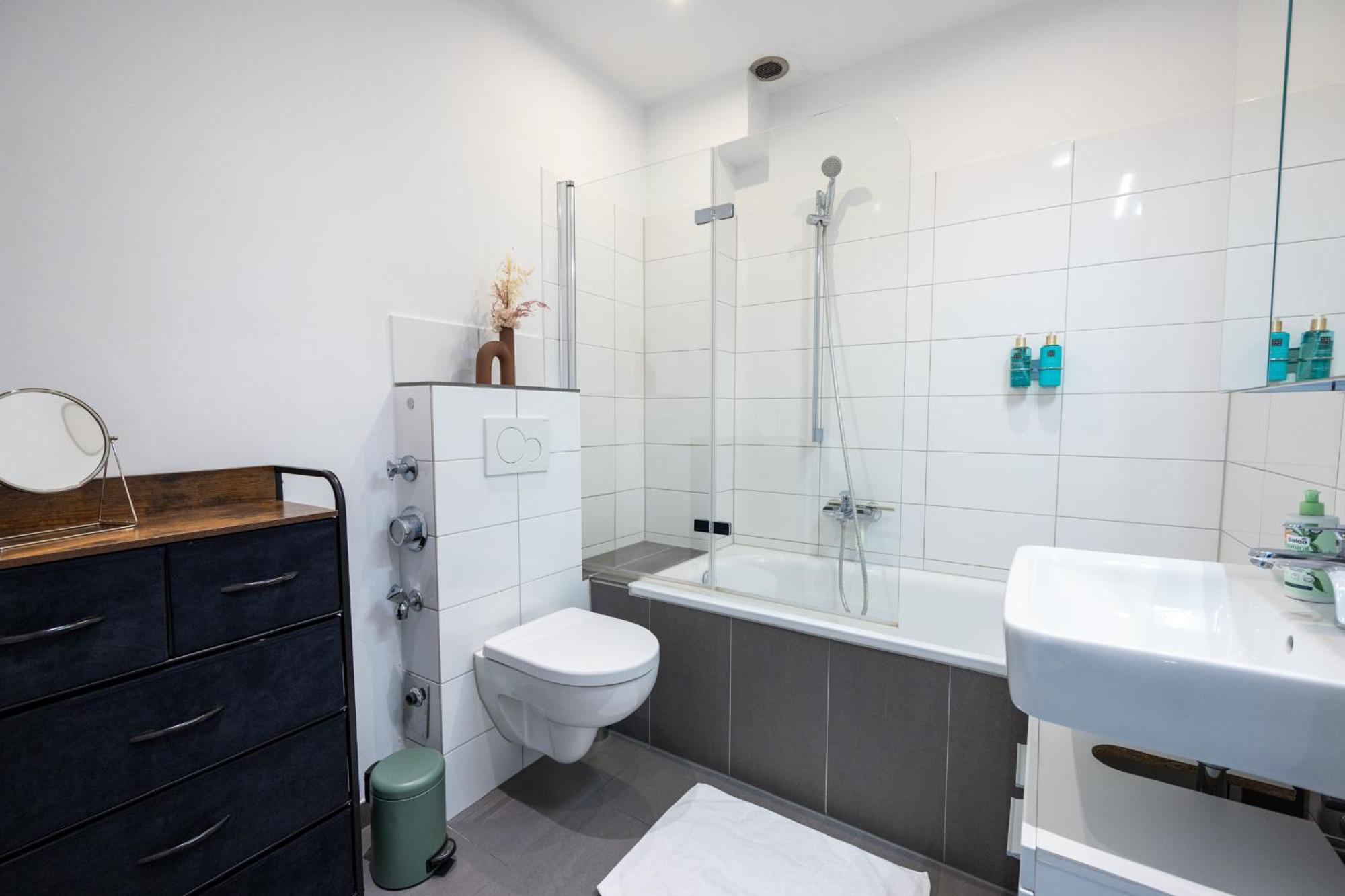 Have-A-Nice-Stay - Nahe Der U-Bahn Nach Hamburg - Natur 1 Minute Entfernt - Baecker & Restaurants 500M - Lidl 800M - Zentrum 1,5Km 아렌스부르크 외부 사진